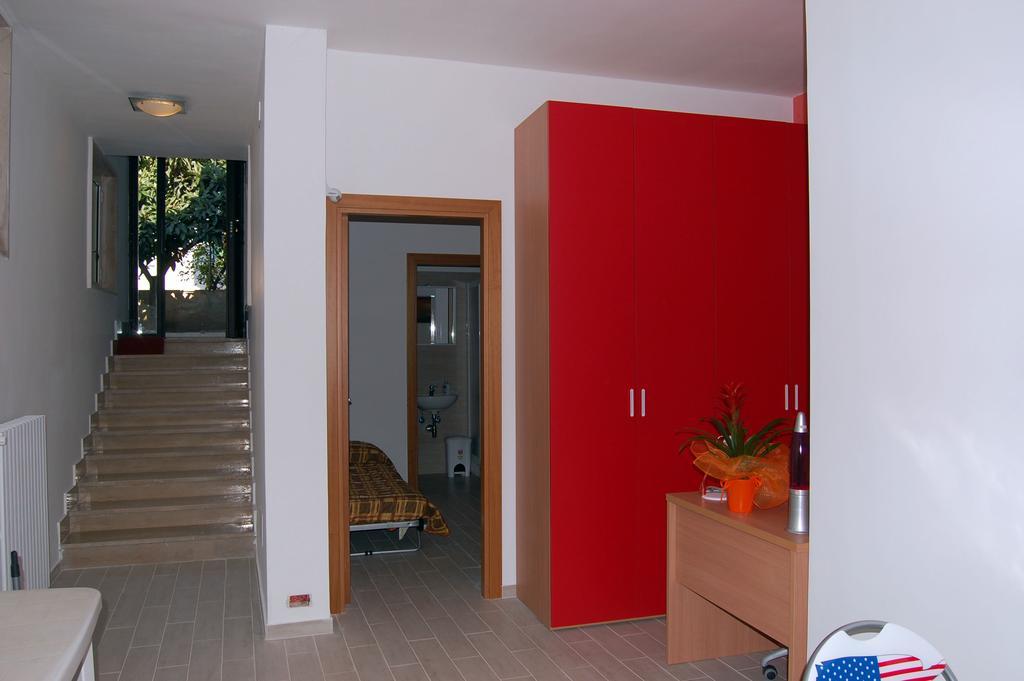 B&B Fenix Trani Luaran gambar